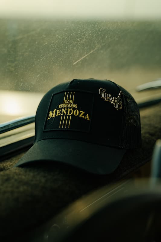 Gorra Los Hermanos Mendoza